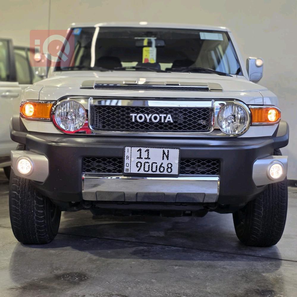 تۆیۆتا FJ کرۆزەر